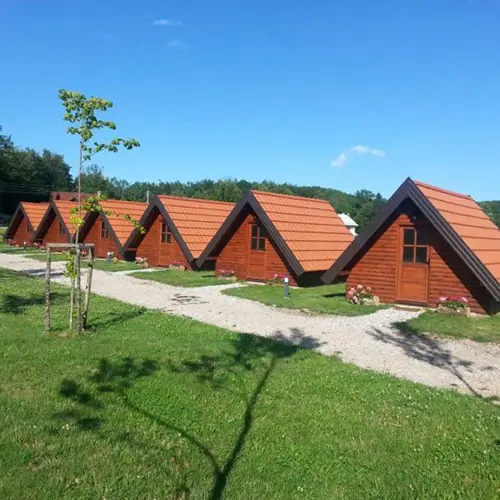 bungalovi rizvan city gospic lika